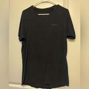 YoungLA black men’s short sleeve logo t-Shirt small